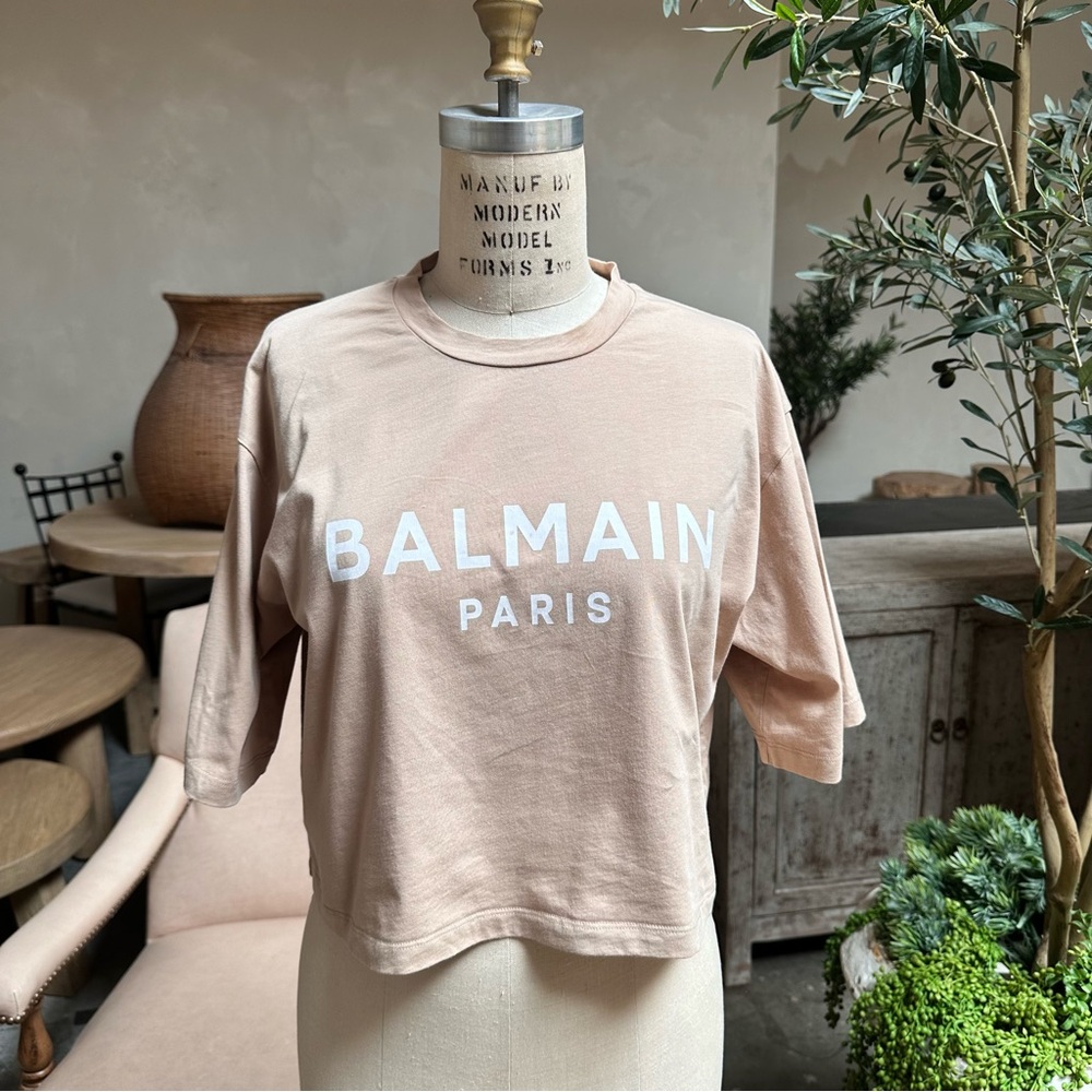 Balmain Cropped T shirt in nude color size M